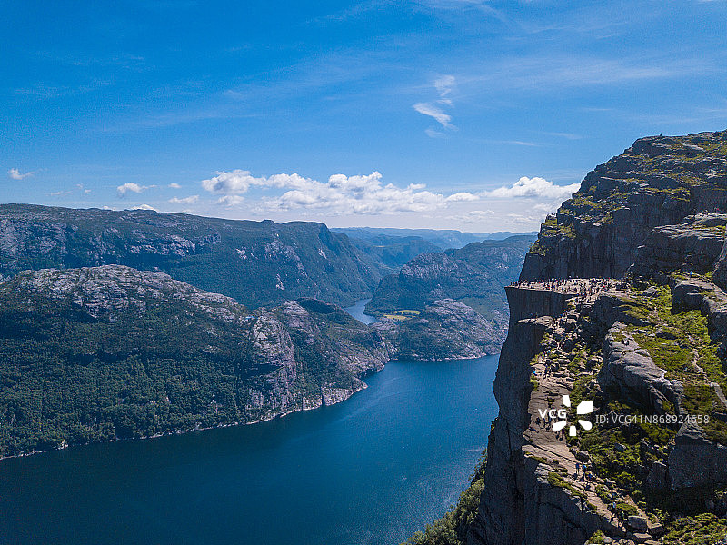 挪威布道石全景图片素材