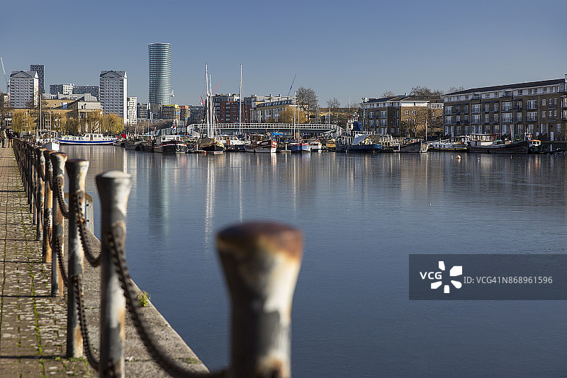 伦敦罗瑟希德格陵兰码头周围的住宅图片素材