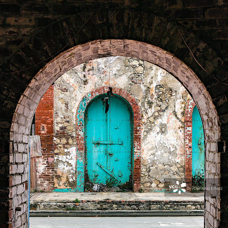 雅克梅勒的仓库门图片素材