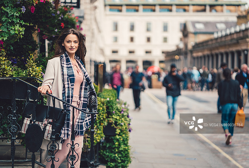 上班的女商人图片素材