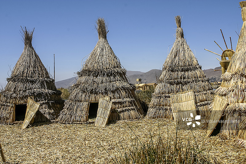 的的喀喀湖乌洛斯村寨图片素材