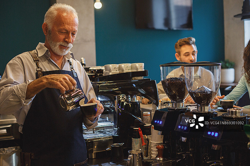 制作特别的拿铁艺术图片素材