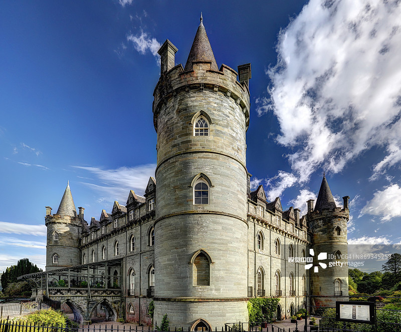 因弗拉雷城堡的角楼景观图片素材