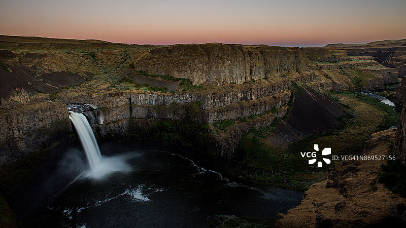 华盛顿州帕卢斯瀑布州立公园西北太平洋图片素材