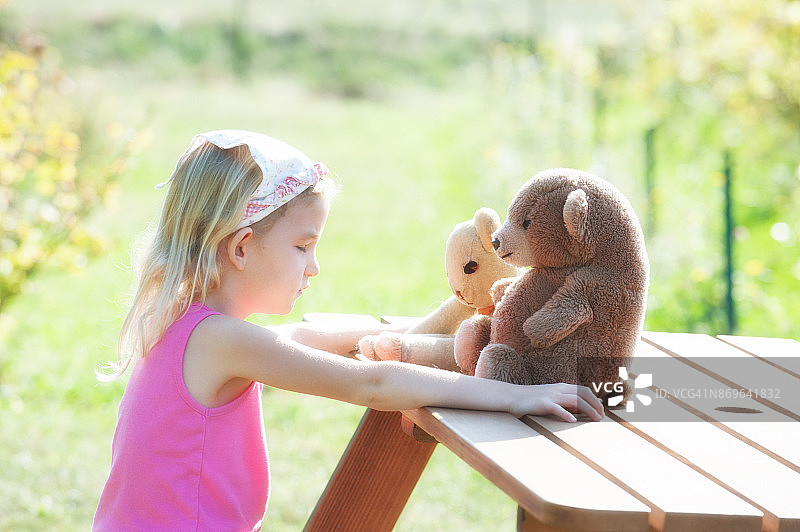 与熊的对话 2图片素材