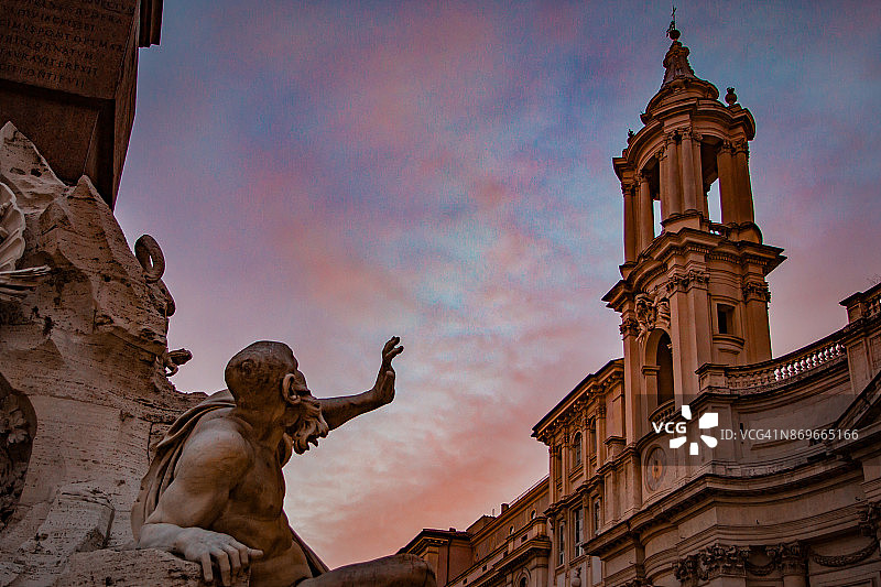 菲乌米喷泉图片素材