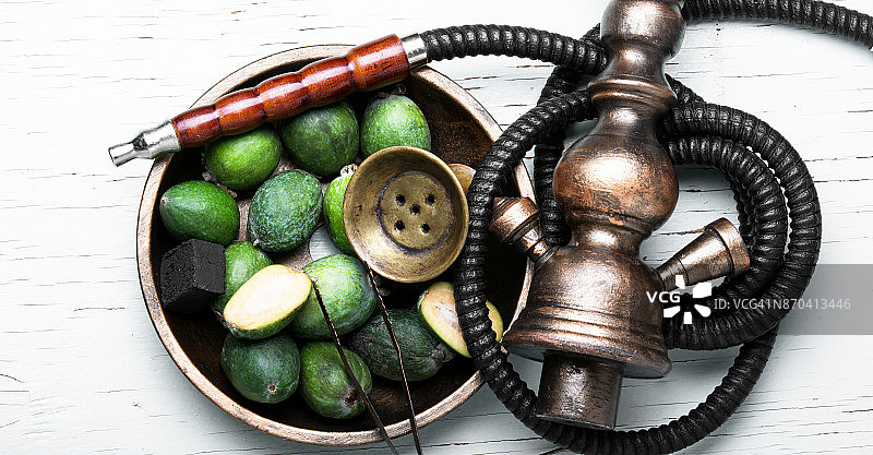 东方水烟与费约果图片素材