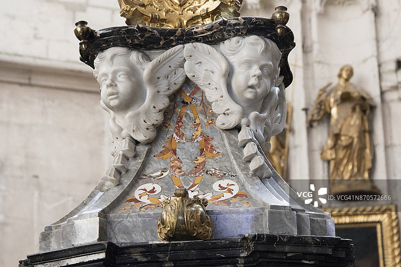 圣文森特大教堂的祭坛细节图片素材