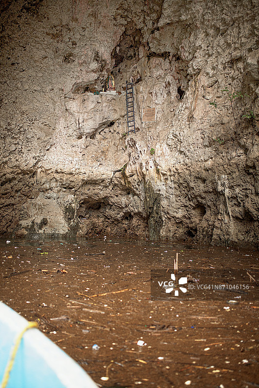 苏米德罗峡谷彩色岩洞图片素材