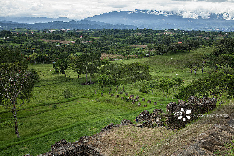 托尼纳玛雅金字塔图片素材