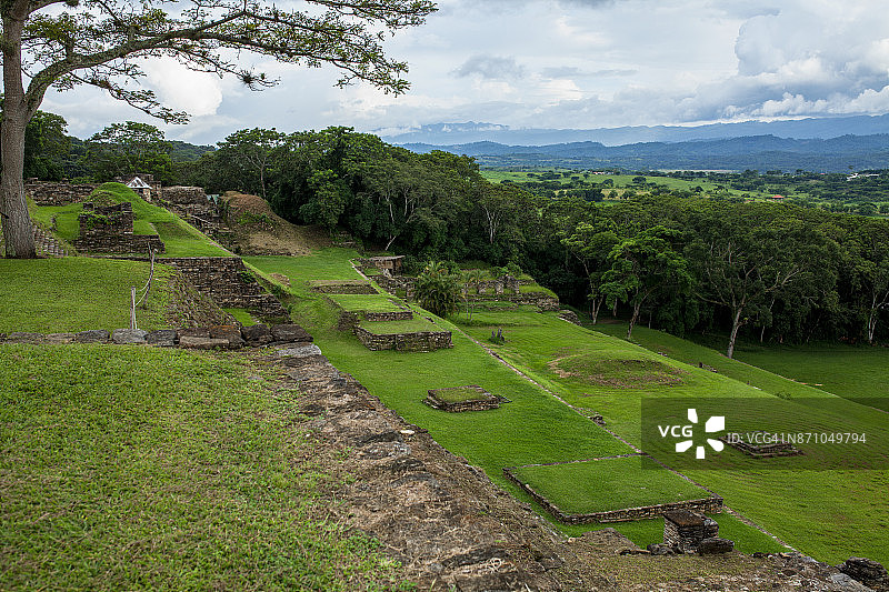 托尼纳玛雅金字塔图片素材
