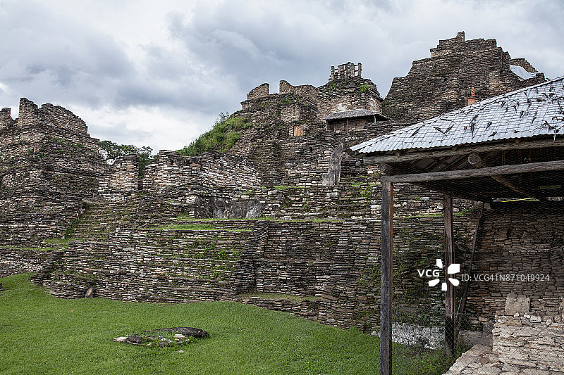 托尼纳玛雅金字塔图片素材