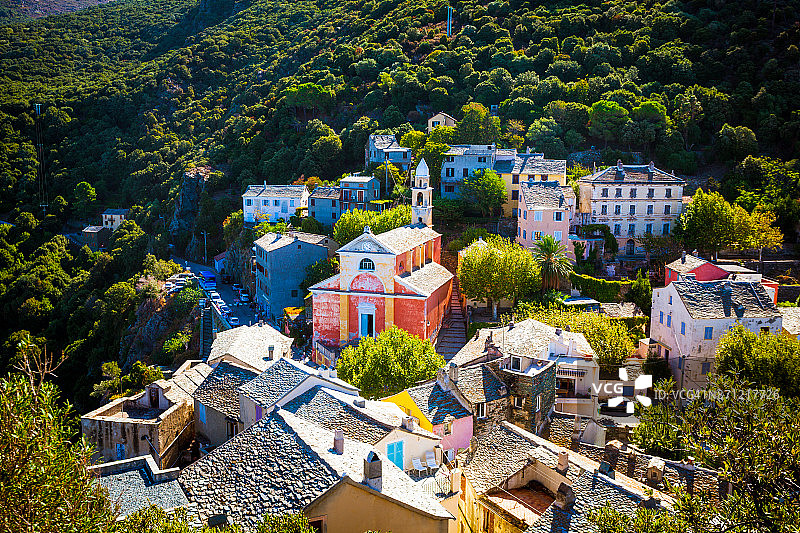 科西嘉岛农扎村庄图片素材