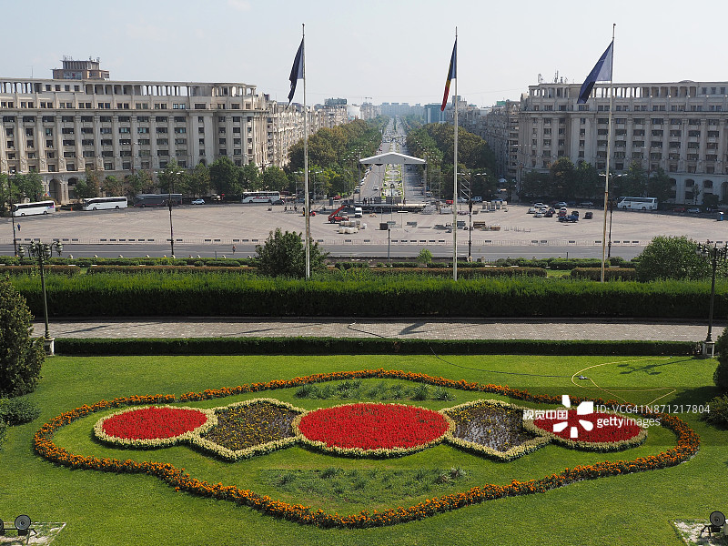 布加勒斯特市中心的联盟大道图片素材