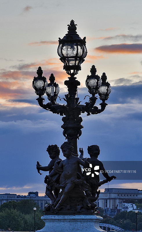 巴黎亚历山大三世桥图片素材