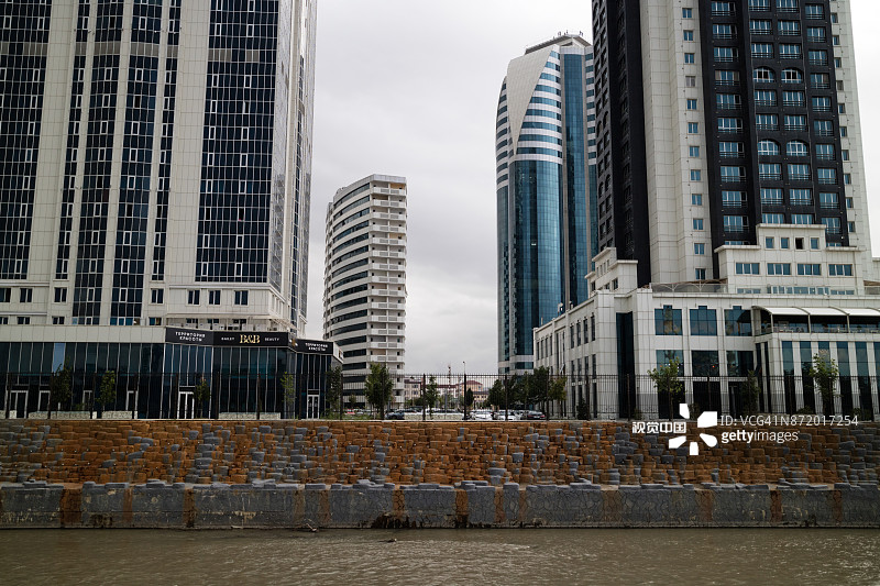 格罗兹尼城市塔楼图片素材