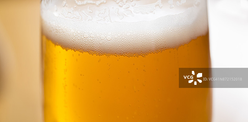 在悉尼酒吧供应的啤酒图片素材