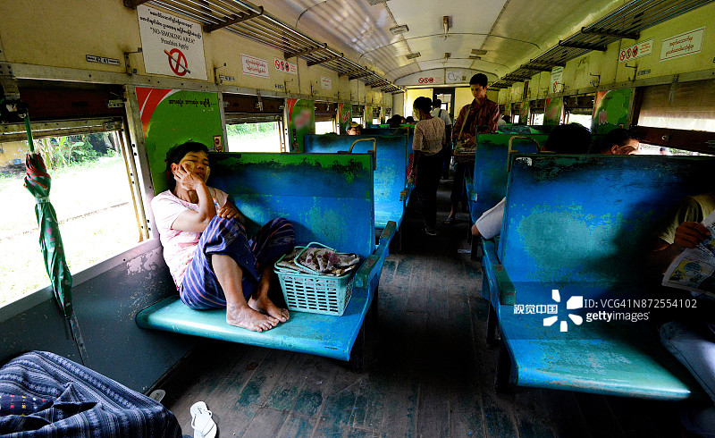 缅甸仰光环线列车网络图片素材