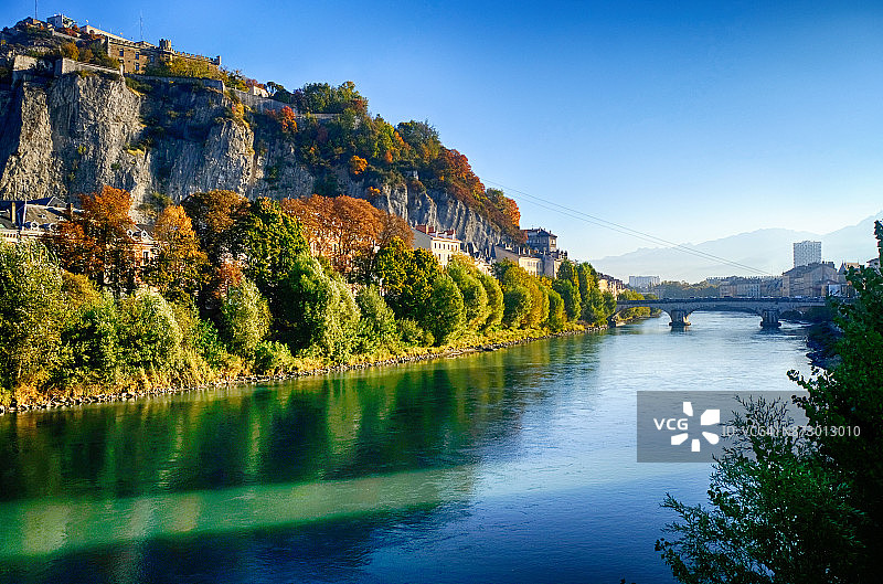 法国格勒诺布尔的秋色图片素材