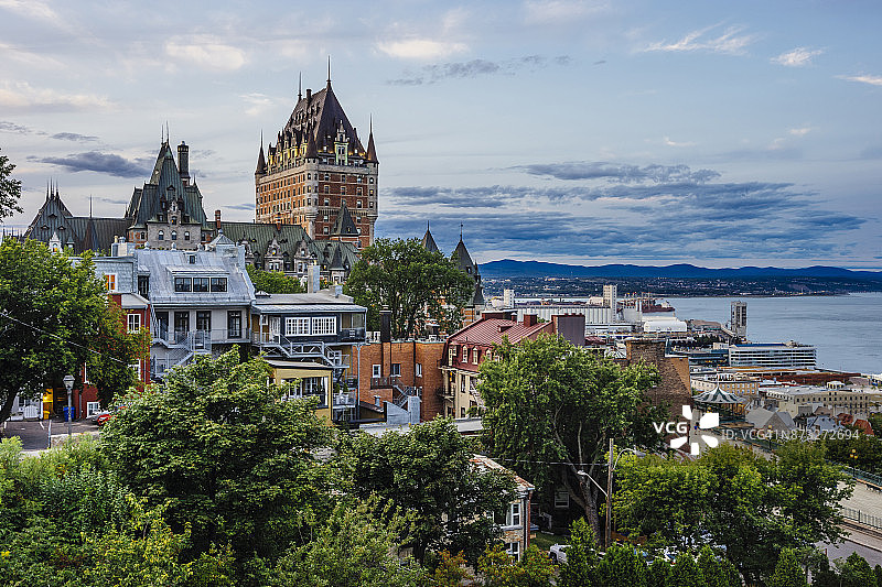 日落下的魁北克市图片素材