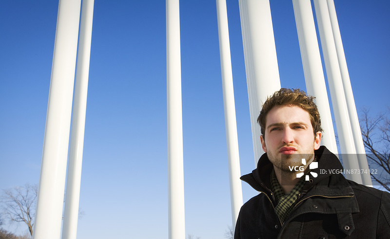 年轻人的肖像图片素材