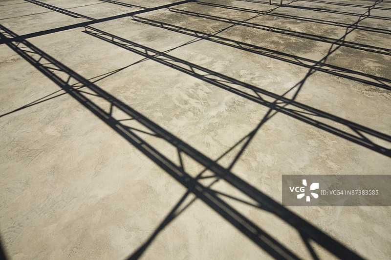 地板上的阴影图片素材