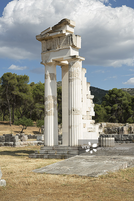 希腊伯罗奔尼撒半岛埃皮达鲁斯古镇遗址图片素材