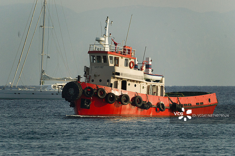 欧洲希腊港口拖船景观图片素材
