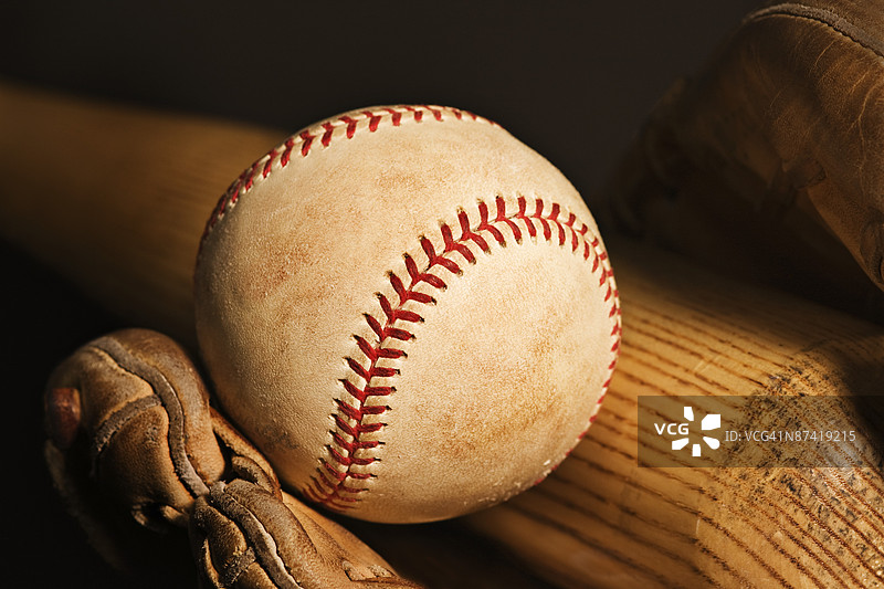 棒球棒、球、手套图片素材