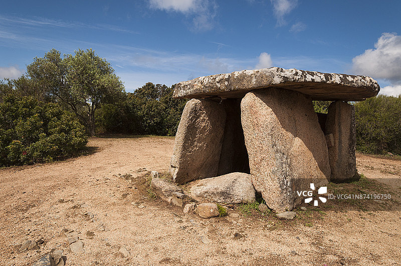 丰塔纳恰石墓图片素材