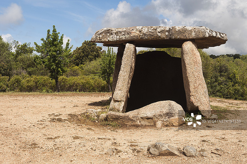 丰塔纳恰石墓图片素材
