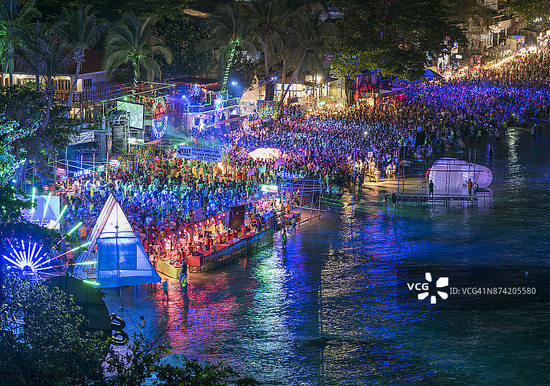 泰国帕岸岛哈林海滩满月派对图片素材