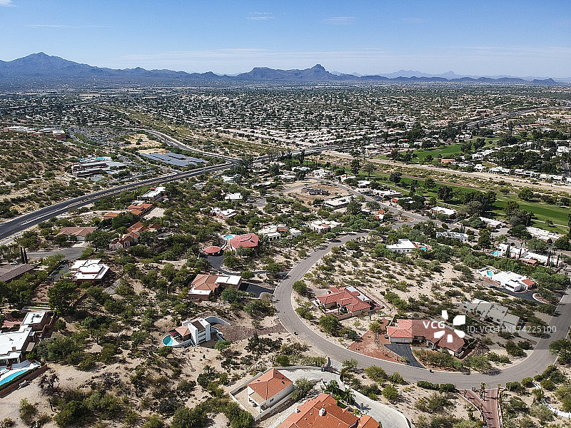 美国的广阔天空和住宅区图片素材