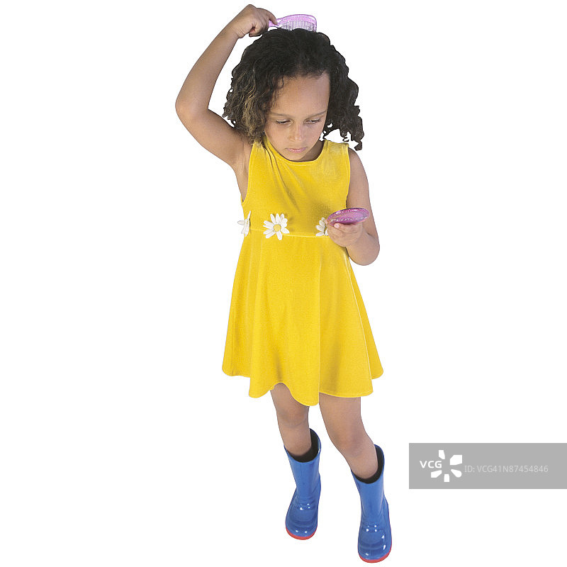 女孩梳头图片素材