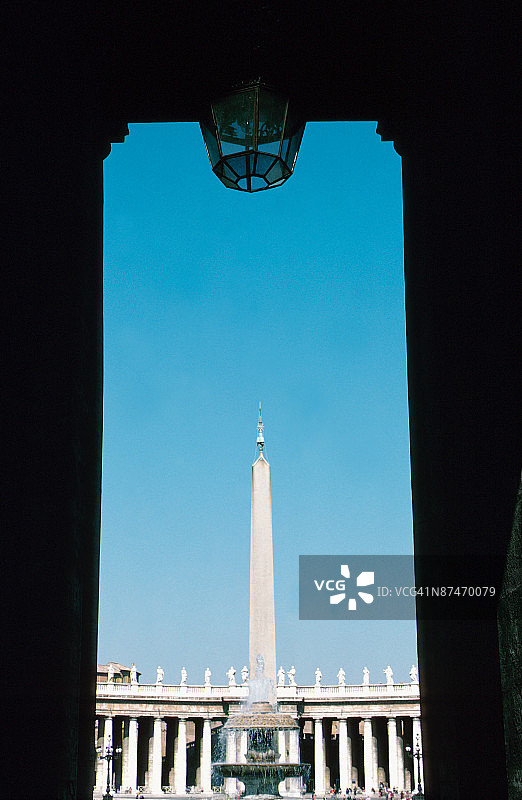 意大利罗马圣彼得广场的方尖碑图片素材