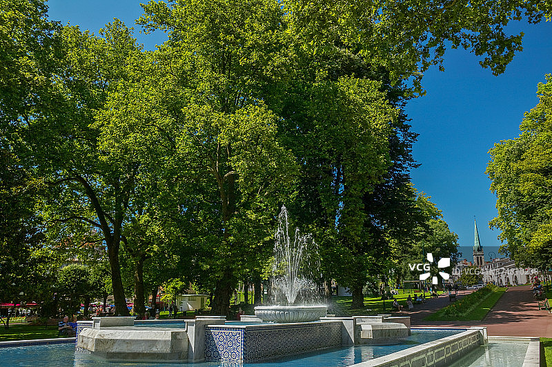 法国萨瓦省艾克斯莱班的穆罕默德五世喷泉图片素材