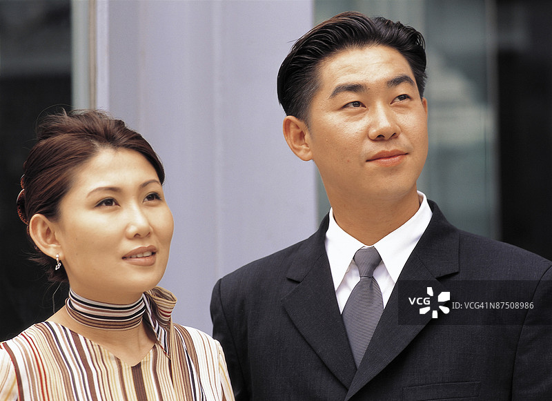 户外商务人士的肖像图片素材