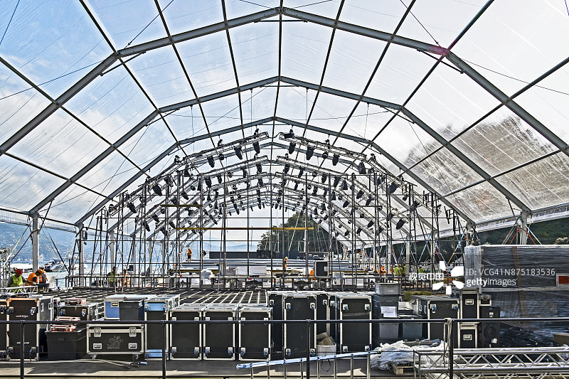 空旷的火车站台图片素材