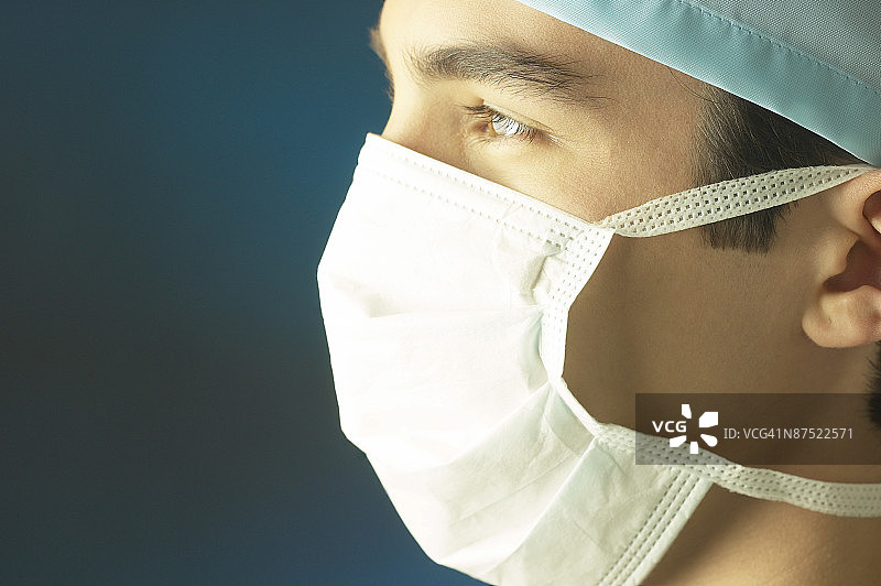 戴口罩的外科医生图片素材