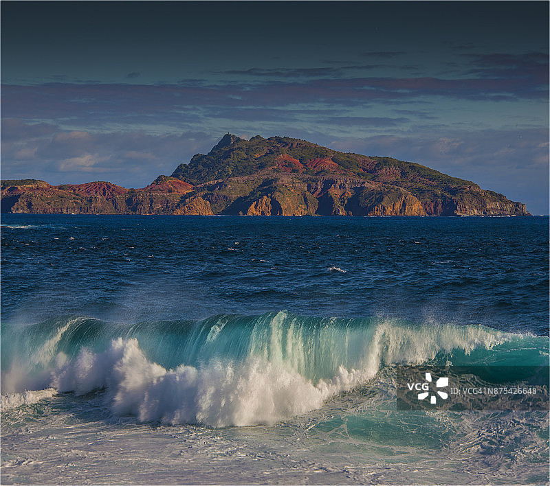从南太平洋诺福克岛屠宰湾看到的菲利普岛景色图片素材