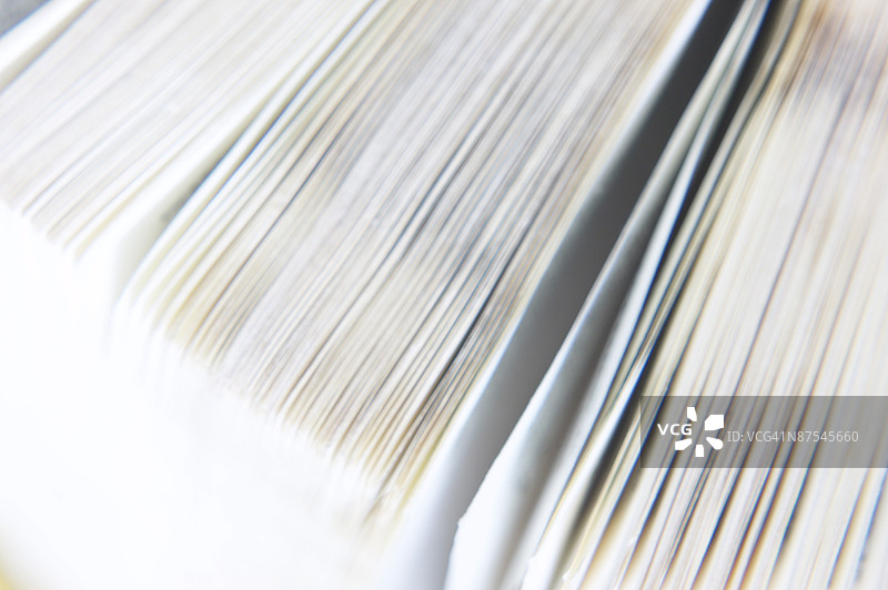 一本书的页面图片素材