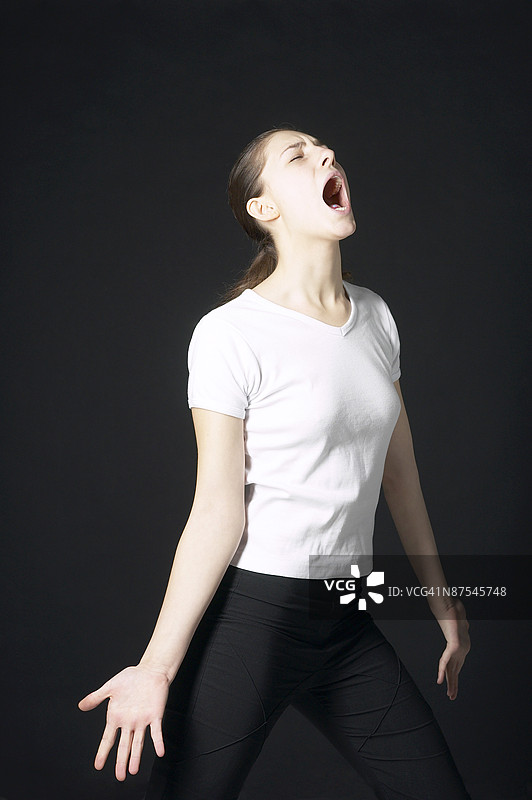 女人在尖叫图片素材