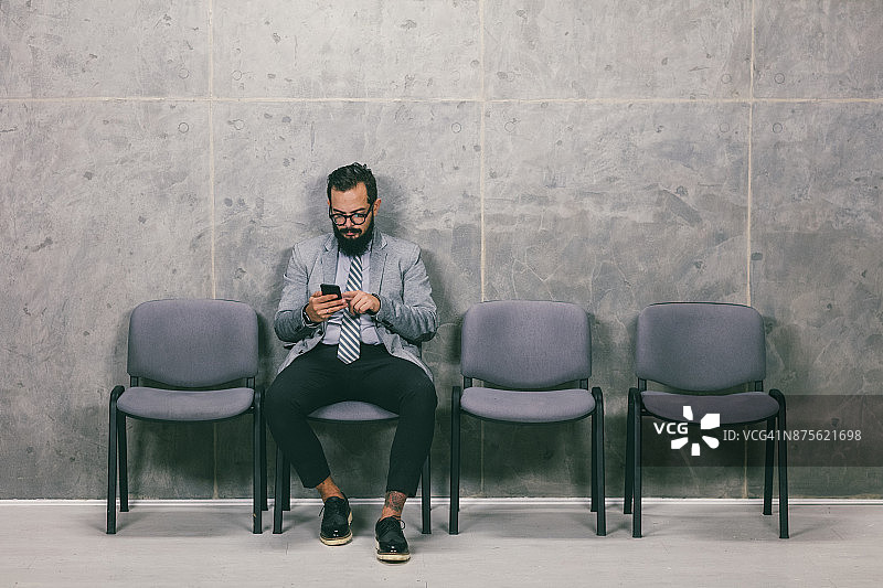 等待面试的商人图片素材