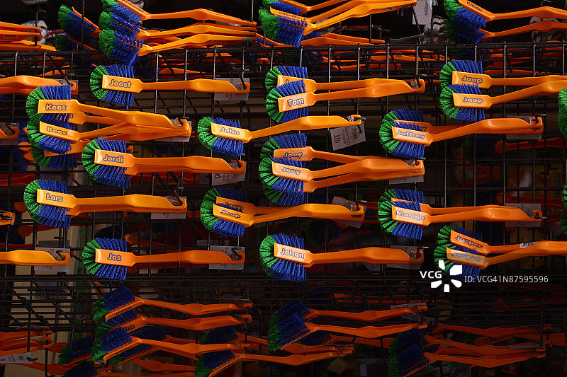 待售的马桶刷图片素材