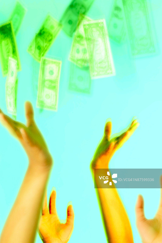 手伸向金钱图片素材