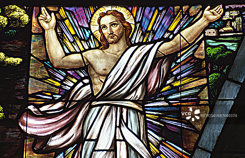 宗教彩色玻璃窗特写图片素材