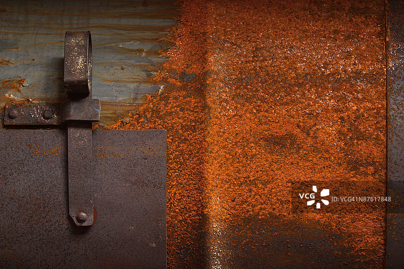 生锈的金属门闩图片素材