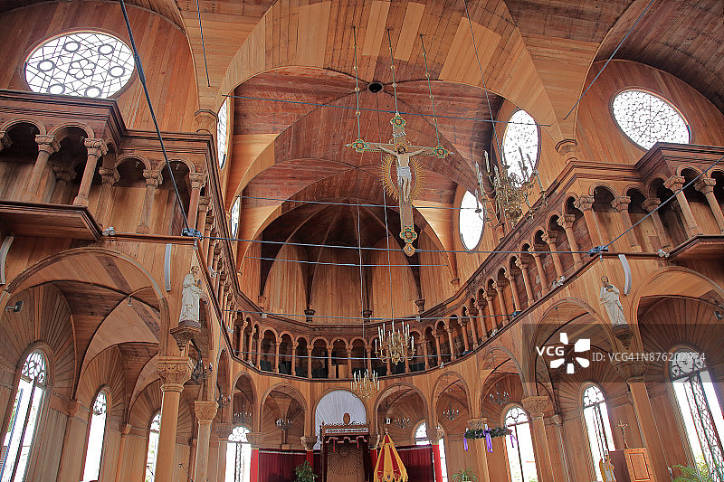 苏里南帕拉马里博圣彼得和保罗大教堂内部图片素材