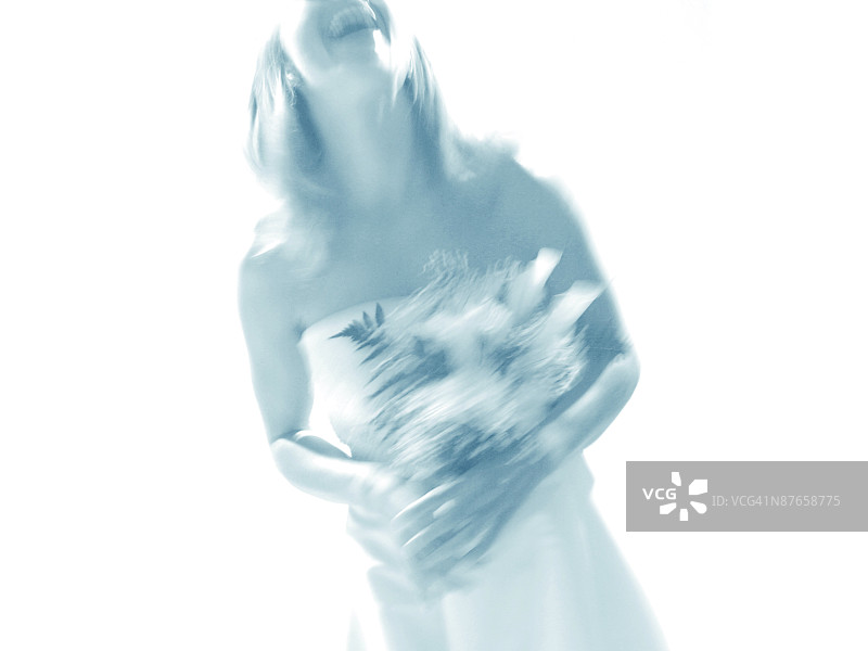 照片：女子躯干与花束，动态模糊，高分辨率，彩色图片素材