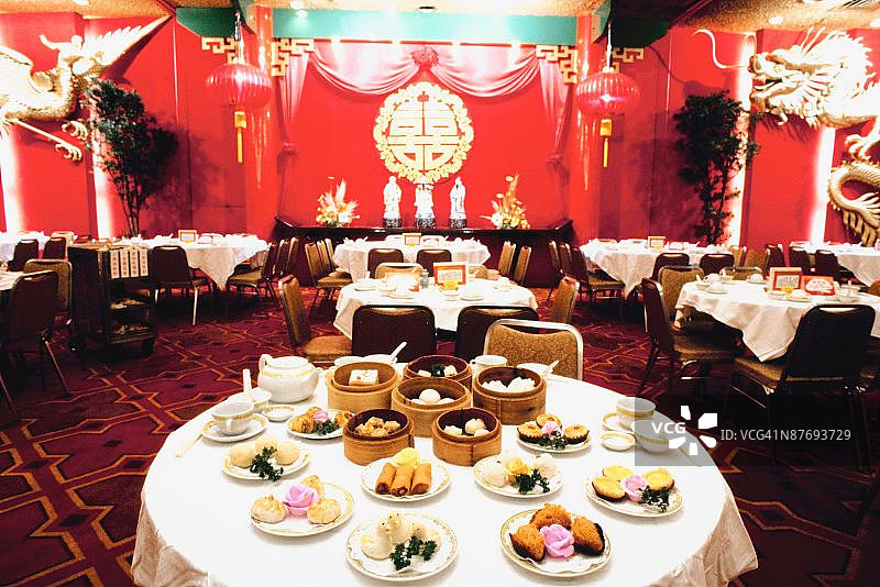 中国香港餐厅的优雅餐桌布置图片素材